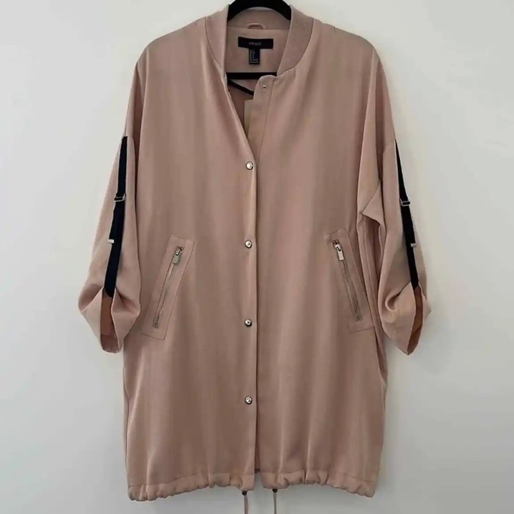 Light bomber jacket